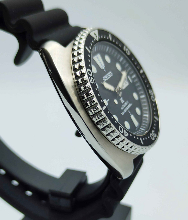 Часы Seiko Prospex SRPE93K1 — сталь, Япония