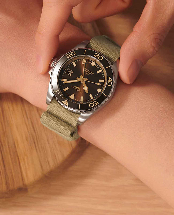 Часы Longines HydroConquest L3.790.4.66.2 — Швейцария, механические