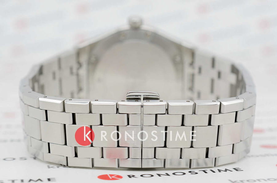 Часы Maurice Lacroix Aikon Quartz Date 40mm AI1108-SS00F-630-D — Швейцария, кварцевые
