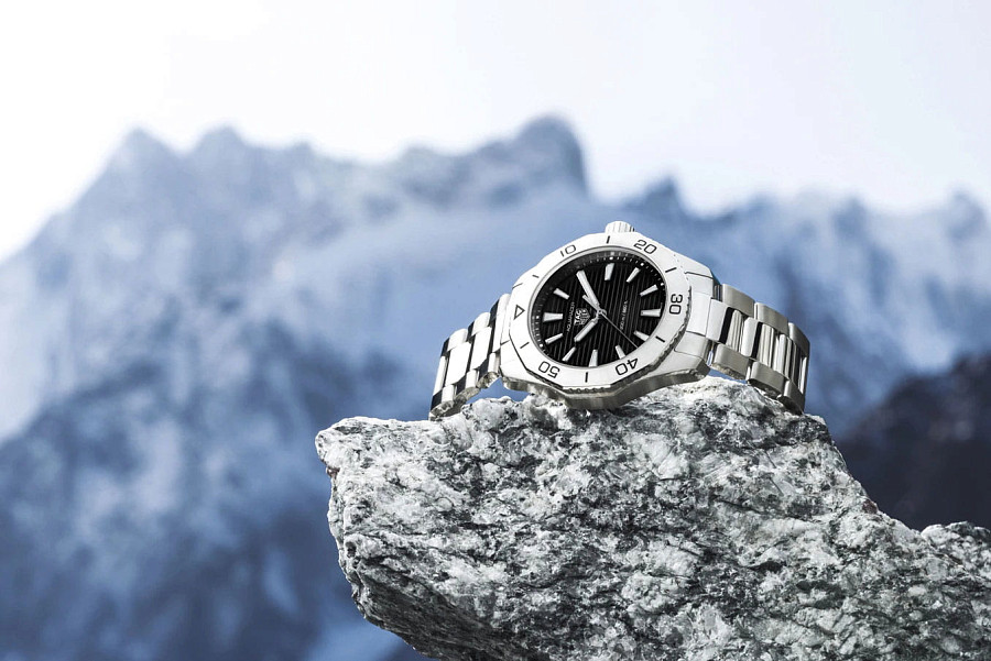 Часы TAG Heuer Aquaracer Professional 200 WBP1110.BA0627 — черный, металл сталь