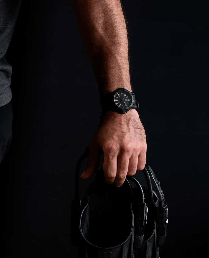 Часы Luminox Leatherback SEA Turtle Giant XS.0330 — мужские, каучук