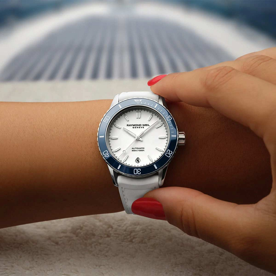 Часы Raymond Weil Freelancer 2755-S83-30001 — механические, сталь металл