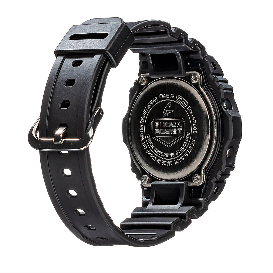 Часы Casio G-Shock DW-5750UE-1 — Япония, электронные