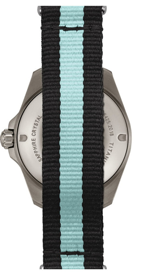 Часы Certina DS Action Diver C032.807.48.081.00 — механические, титан