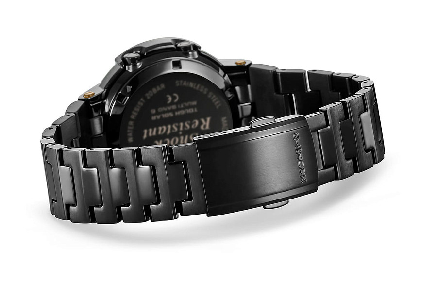 Часы Casio G-Shock AWM-500GC-1AJR — артикул AWM-500GC-1AJR
