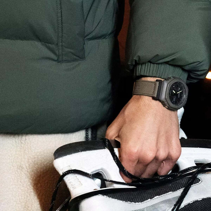 Часы Casio G-Shock GA-B2100CT-5ADR (GA-B2100CT-5A) — карбон пластик, Япония