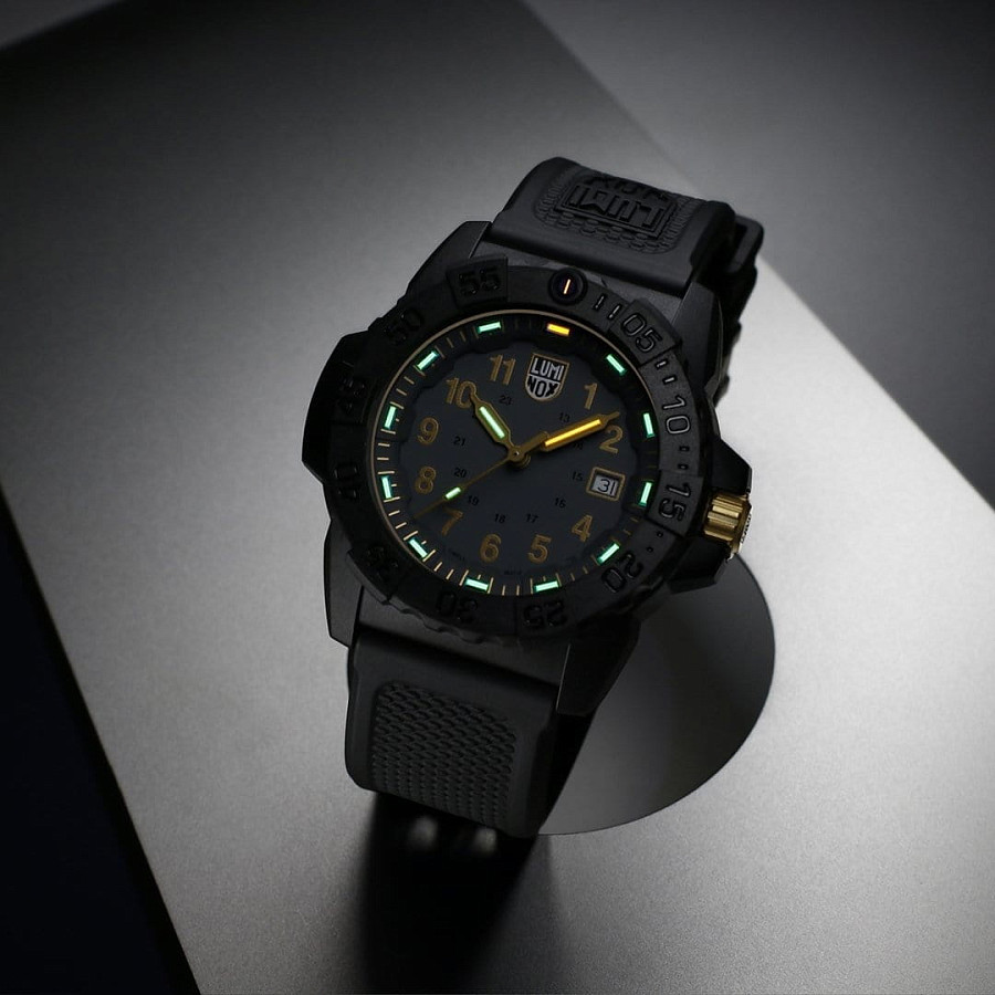 Часы Luminox Navy SEAL 3500 XS.3508.GOLD — кварцевые, Швейцария, мужские