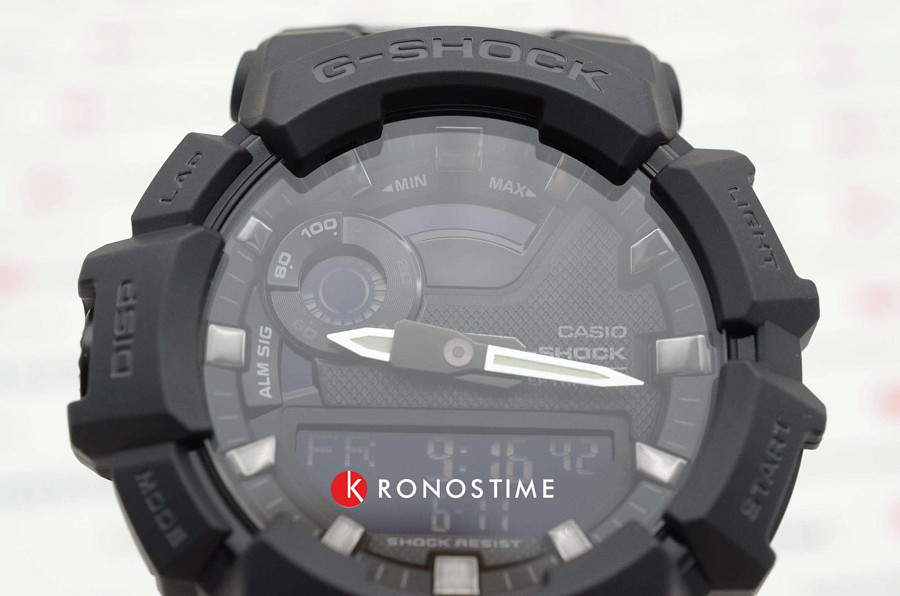 Часы Casio G-Shock GBA-900-1ADR (GBA-900-1A) — Япония, электронные