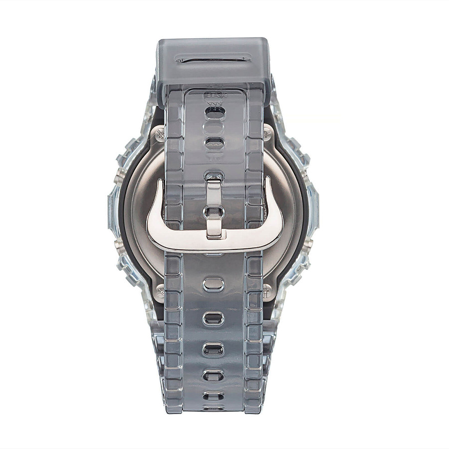 Часы Casio G-Shock DW-5600SK-1 — пластик, Япония