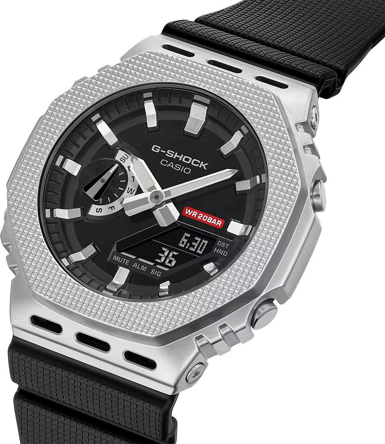 Часы Casio G-Shock Modern Industrial GM-2100M-1A — кварцевые, сталь пластик