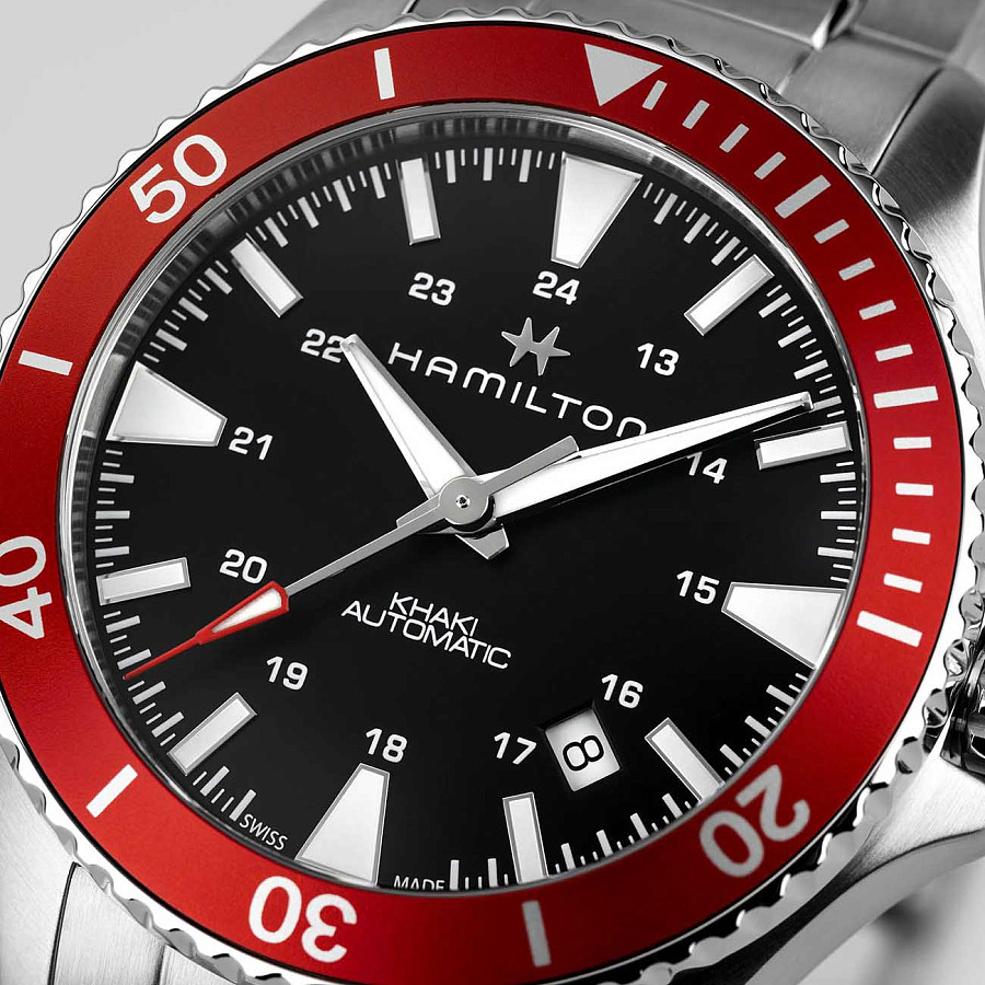 Часы Hamilton Khaki Navy Scuba Auto H82405130 — механические, металл