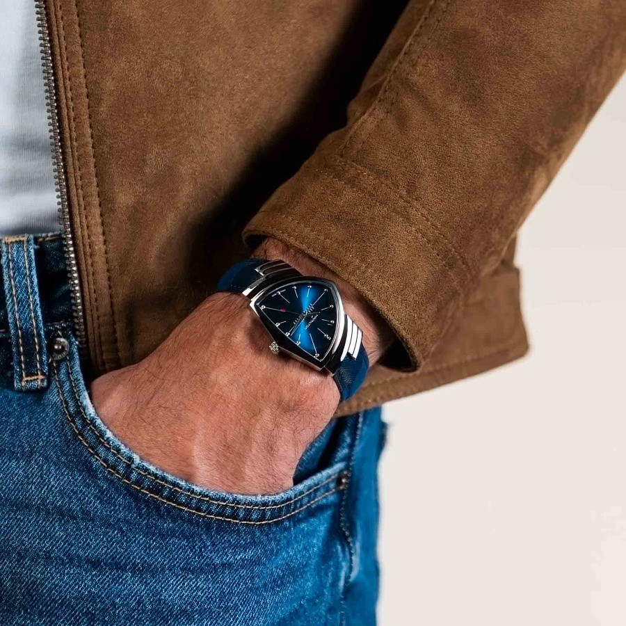 Часы Hamilton Ventura H24411942 — артикул H24411942