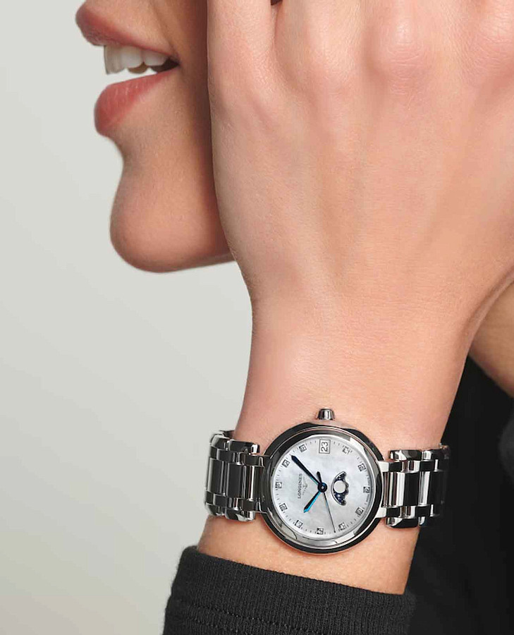 Часы Longines PrimaLuna L8.115.4.87.6 — нержавеющая сталь, женские