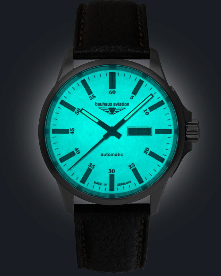 Часы Bauhaus Aviation 28665 — механические, титан