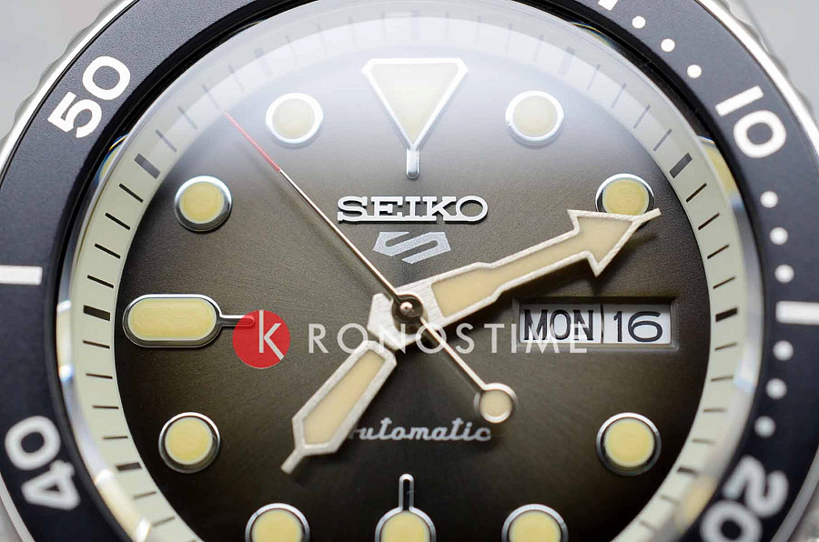 Часы Seiko 5 Sports SRPD73K2 — силикон, мужские