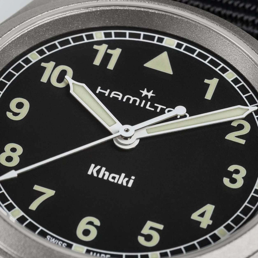 Часы Hamilton Khaki Field Quartz 33mm H69301430 — артикул H69301430