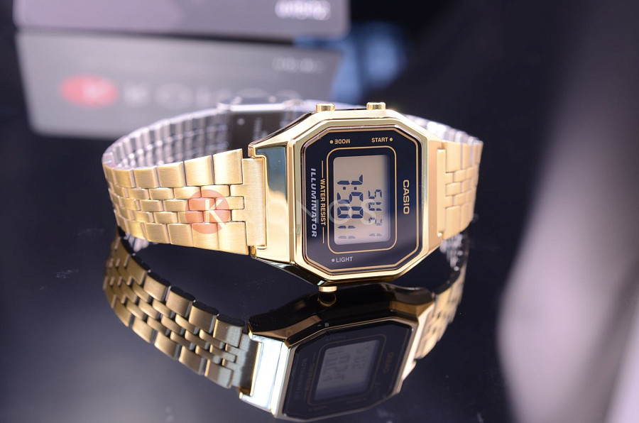 Часы Casio Collection LA680WEGA-1E — кварцевые, пластик