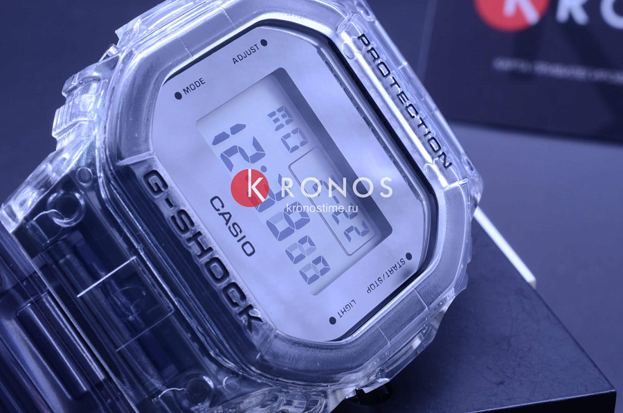 Часы Casio G-Shock DW-5600SK-1 — мужские, электронные