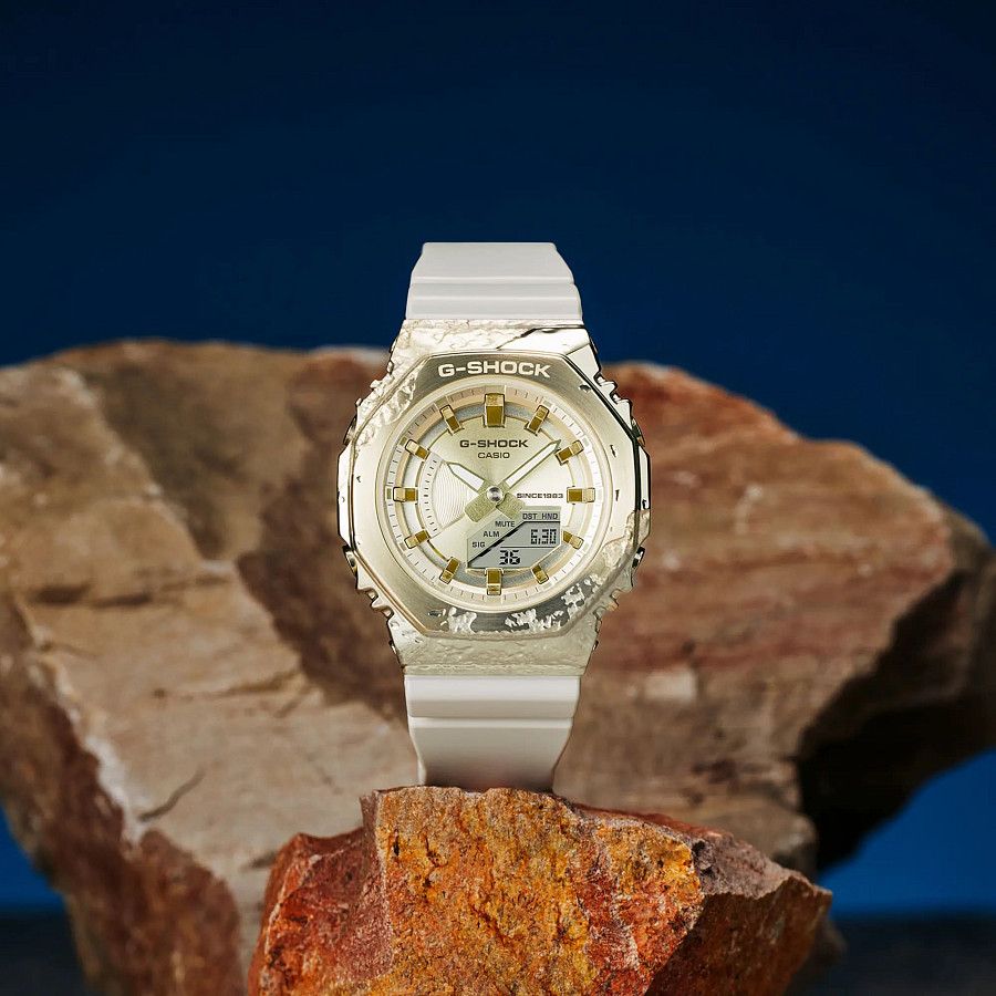 Часы Casio G-Shock GM-S2140GEM-9ADR (GM-S2140GEM-9A) — золотой, сталь металл пластик