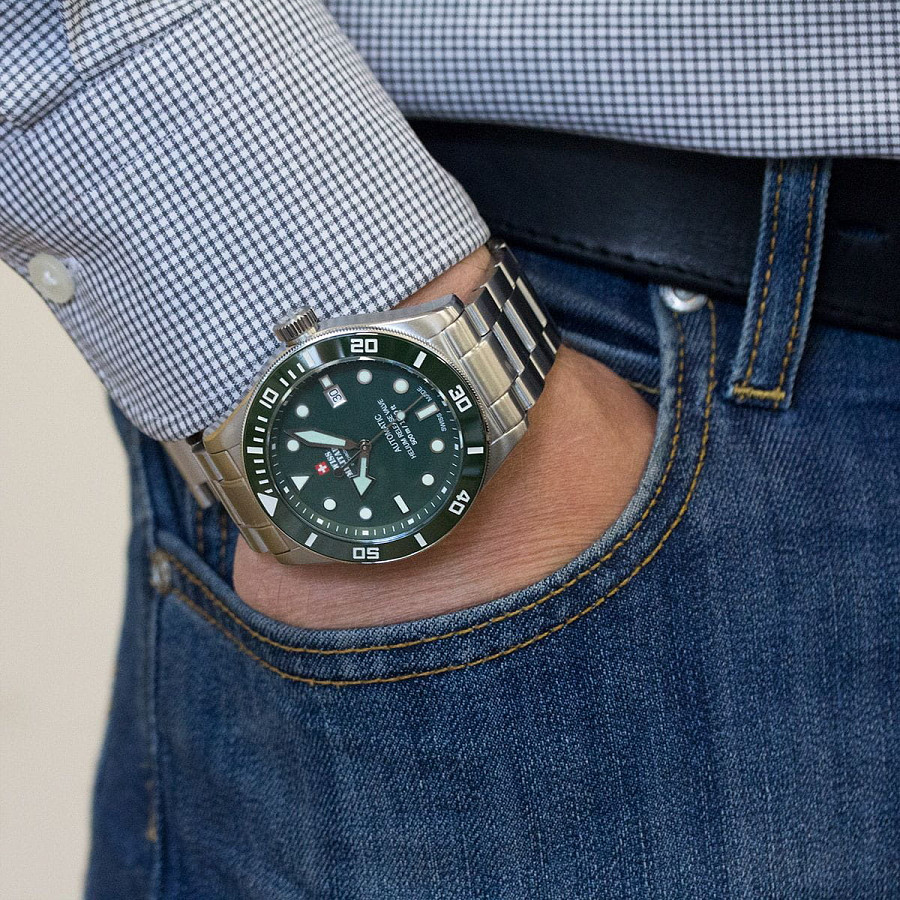 Часы Swiss Military by Chrono Diver Limited Edition SMA34075.03 — Швейцария, механические