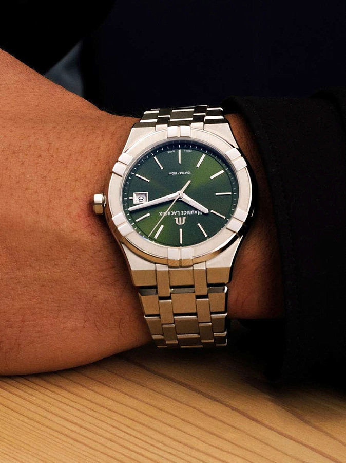 Часы Maurice Lacroix Aikon Quartz AI1108-SS002-630-1 — кварцевые, металл сталь