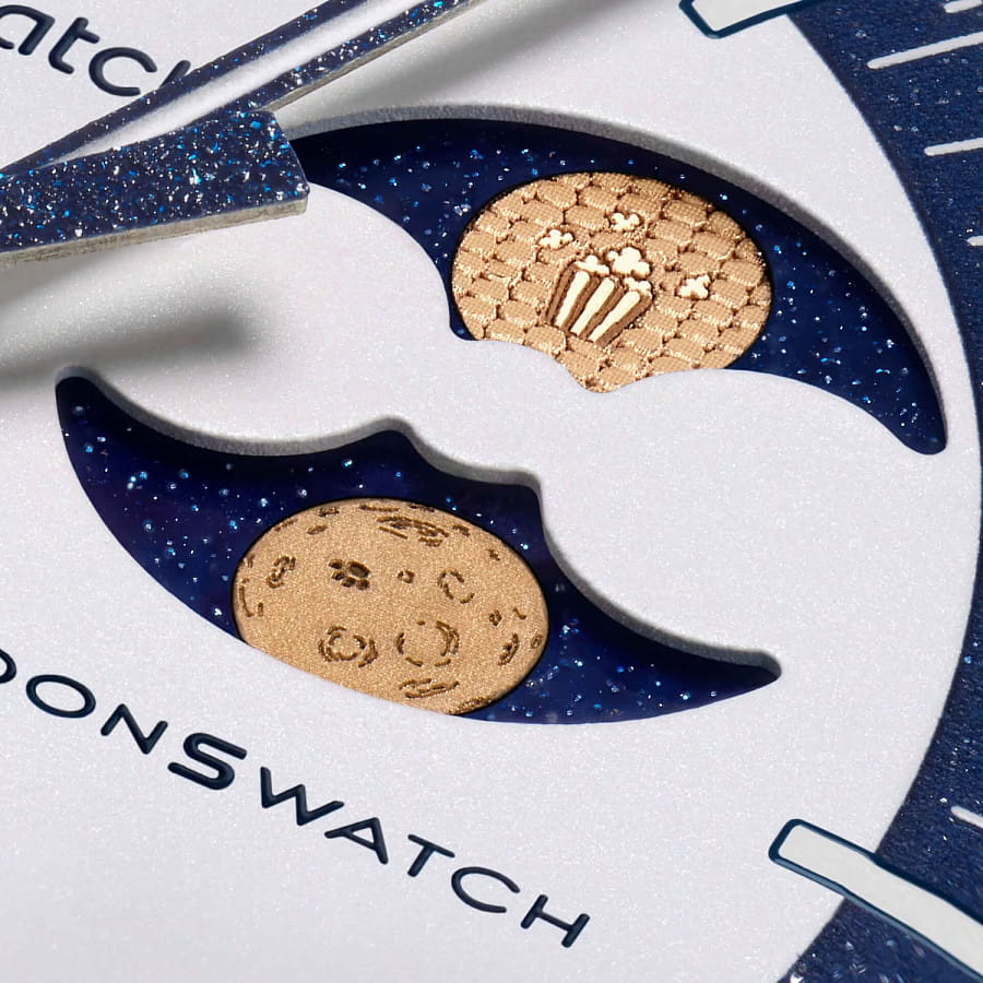 Часы Swatch x Omega Bioceramic Moonswatch Mission to Earthphase - Moonshine Gold SO33N702L — мужские, нейлон