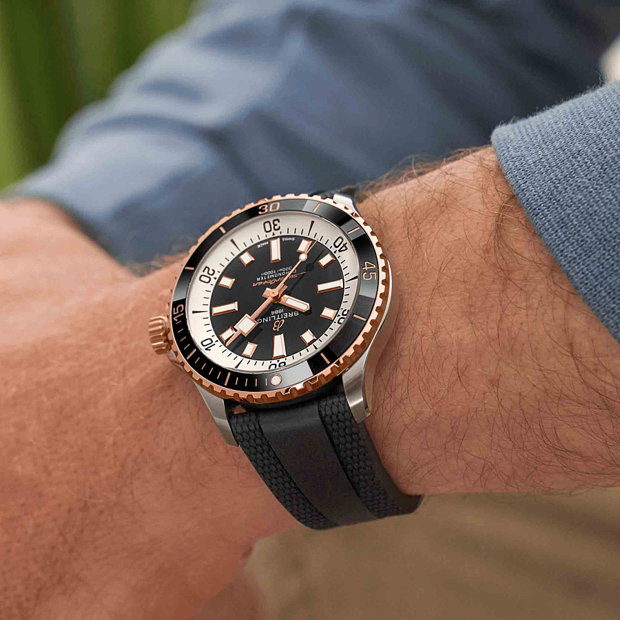 Часы Breitling Superocean Automatic 42 U17375211B1S1 — каучук, мужские