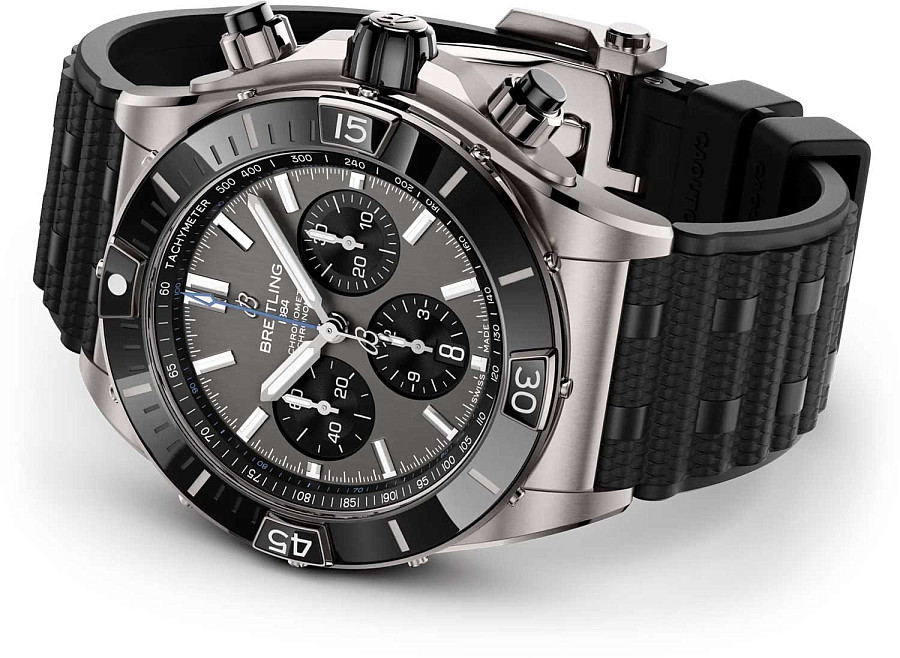 Часы Breitling Super Chronomat B01 44 mm EB0136251M1S1 — артикул EB0136251M1S1