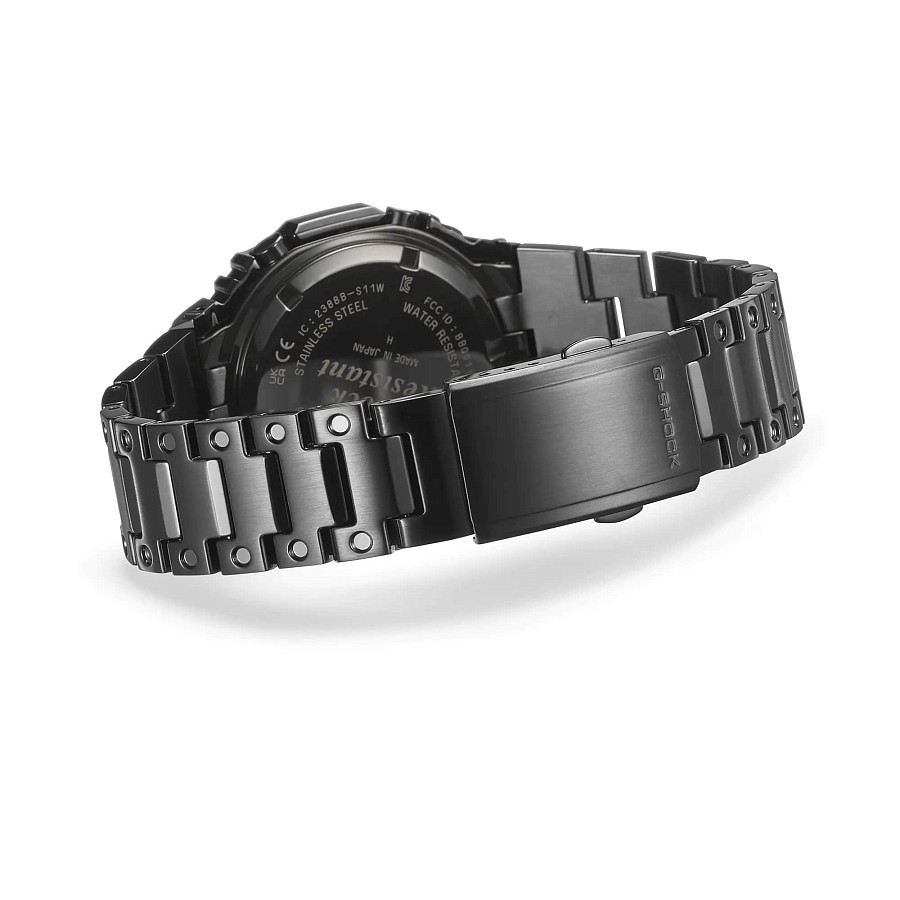 Часы Casio G-Shock GM-B2100BD-1ADR (GM-B2100BD-1A) — мужские, сталь с ip покрытием
