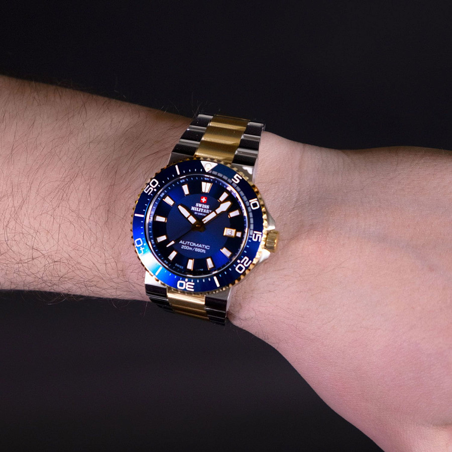 Часы Swiss Military by Chrono Automatic Dive SMA34086.03 — механические, сталь металл