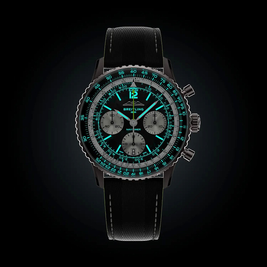Часы Breitling Navitimer B01 Chronograph 43 Aston Martin Aramco Formula ONE™ team EB01381A1B1X1 — Швейцария, механические