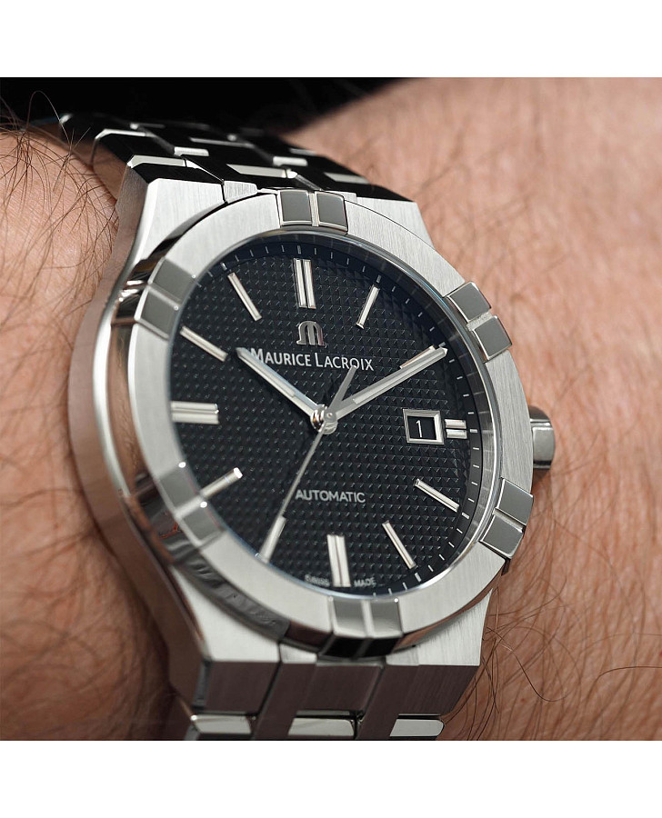 Часы Maurice Lacroix Aikon Automatic AI6008-SS002-330-1 — нержавеющая сталь, мужские