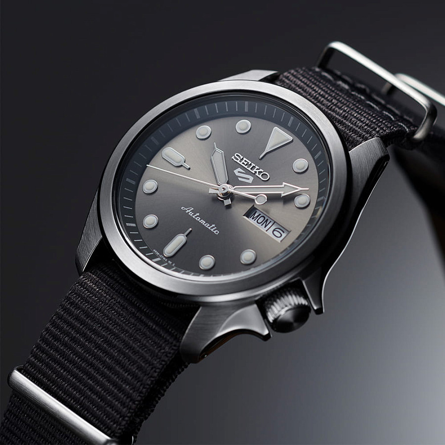 Часы Seiko 5 Sports SRPE61K1S — артикул SRPE61K1S, мужские