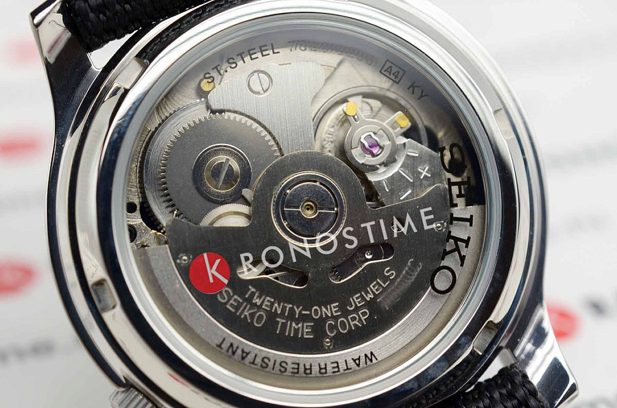 Часы Seiko 5 SNK809K2 — мужские, нейлон
