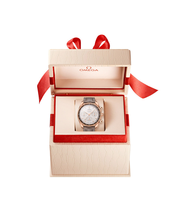 Часы Omega Speedmaster 38 324.63.38.50.02.003 — золото, Швейцария