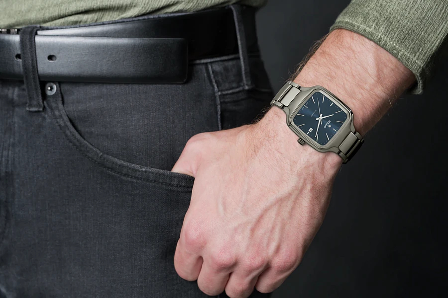 Часы Rado True Square Automatic R27077202 — артикул R27077202