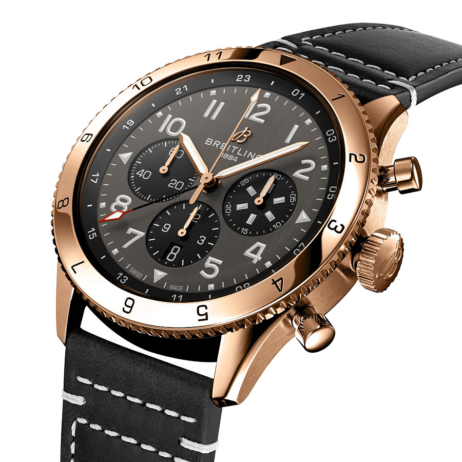 Часы Breitling Super Avi B04 Chronograph GMT 46 P-51 Mustang RB04451A1B1X1 — механические, золото металл