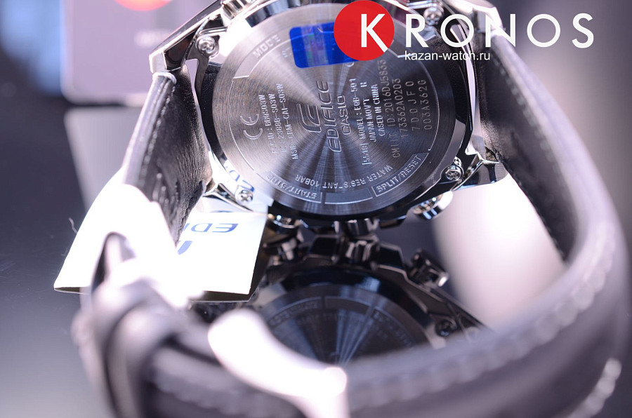 Часы Casio Edifice EQB-501XBL-1A — карбон + полимер, мужские