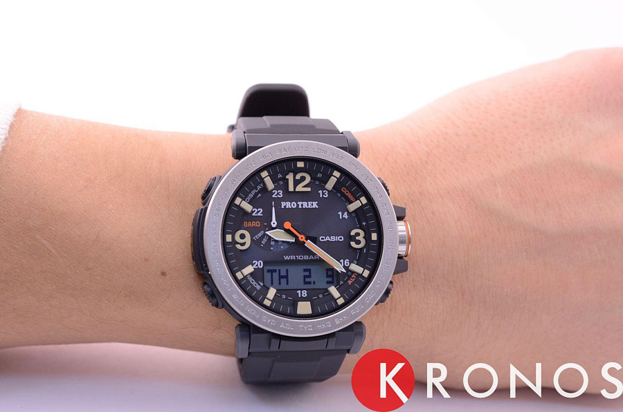 Часы Casio Pro Trek PRG-600-1E — черный, сталь металл