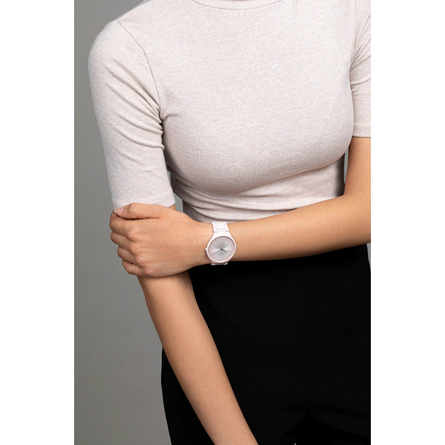 Часы Rado True Thinline x Great Gardens of the World R27120402 — высокотехнологичная керамика, женские