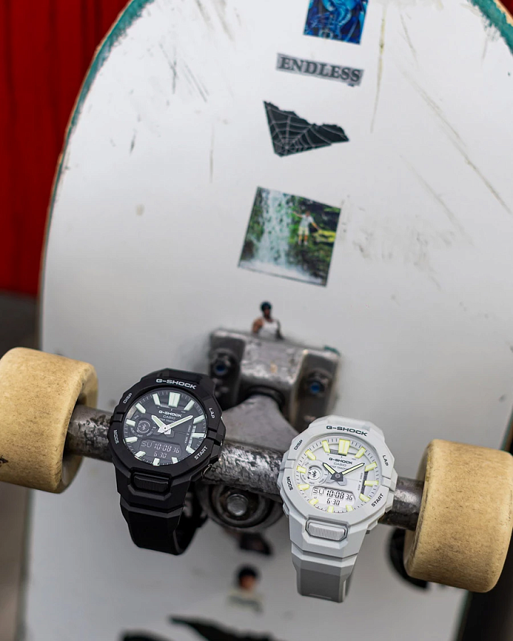 Часы Casio G-Shock GBA-950-7A — пластик, Япония