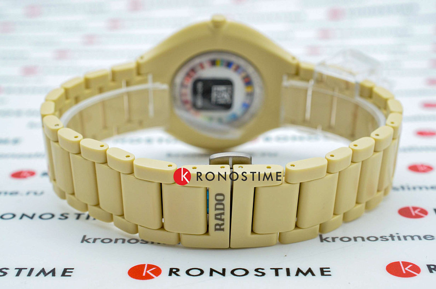 Часы Rado True Thinline Le Corbusier R27090602 — золотой, кварцевые