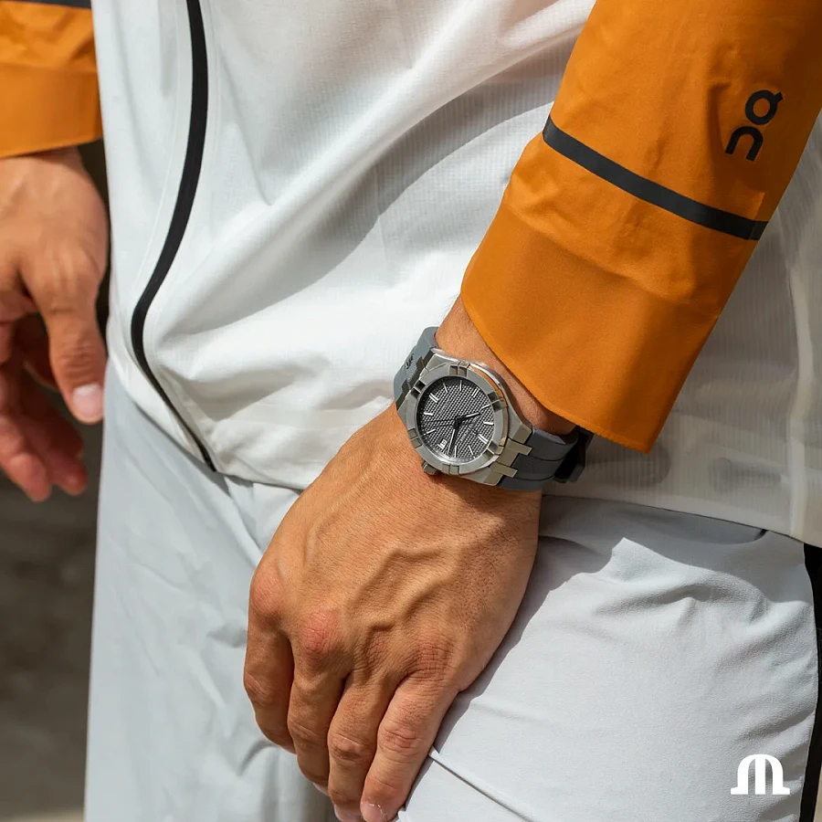 Часы Maurice Lacroix Aikon Automatic AI6007-SS00F-230-A — артикул AI6007-SS00F-230-A