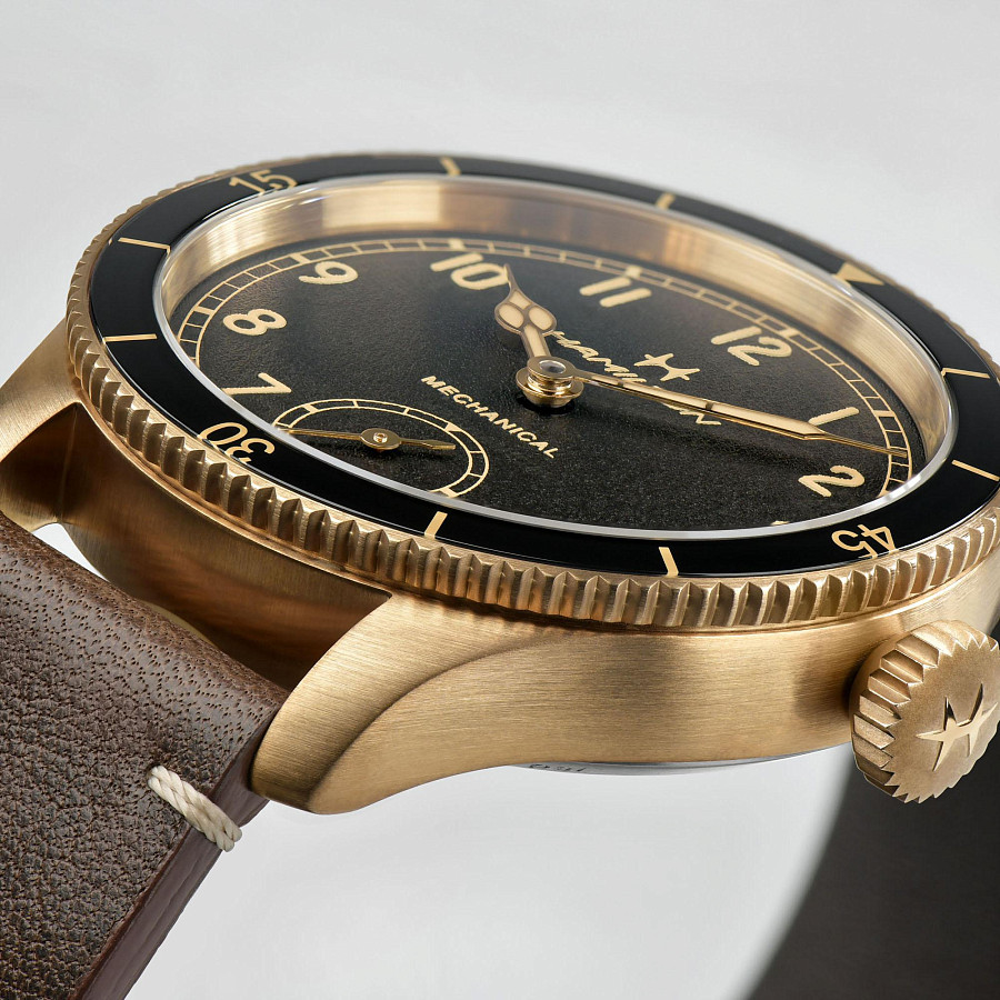 Часы Hamilton Khaki Aviation Pilot Pioneer Bronze H76709530 — мужские, коричневый