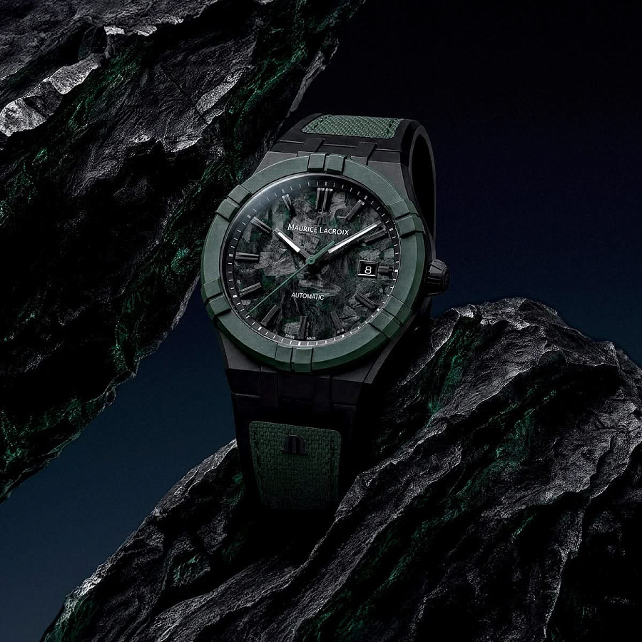 Часы Maurice Lacroix Aikon-Ic Frozen Carbon AC6008-TTL50-630-2 — механические, титан