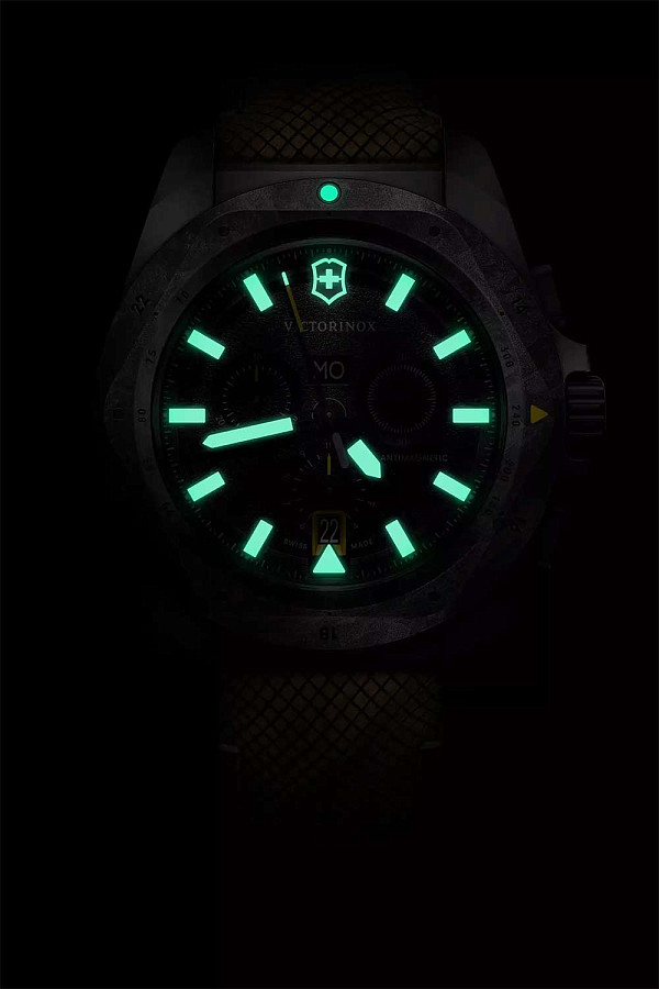 Часы Victorinox I.N.O.X. V 241988.1 — Швейцария, кварцевые