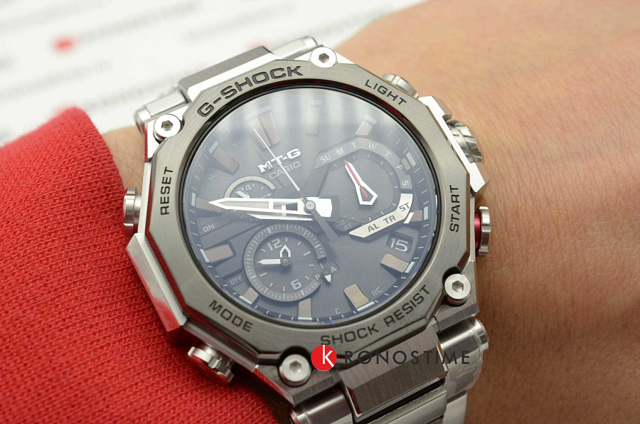Часы Casio G-Shock Premium MTG-B2000D-1A (MTG-B2000D-1AER) — электронные, Япония, мужские