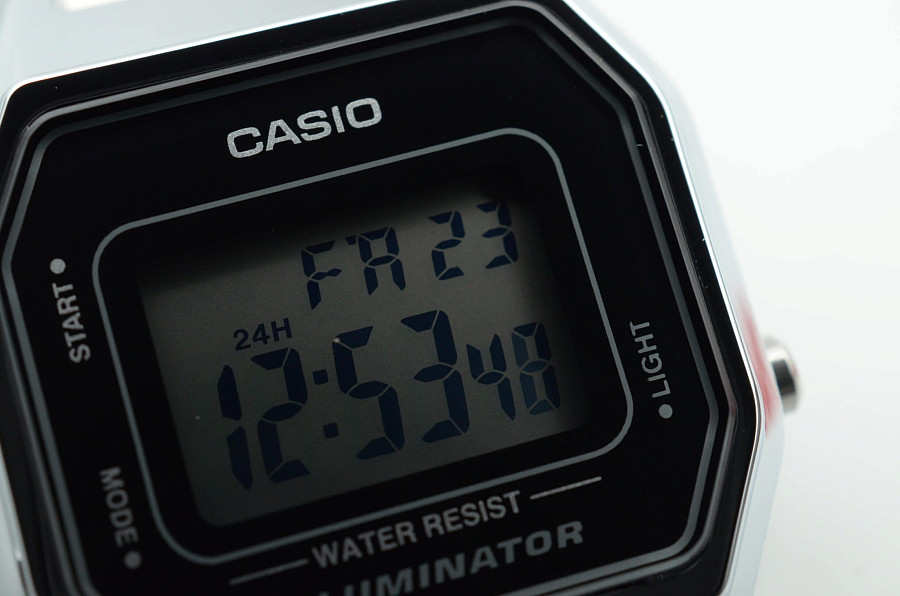 Часы Casio Collection LA680WEA-1EF — металл сталь, Япония