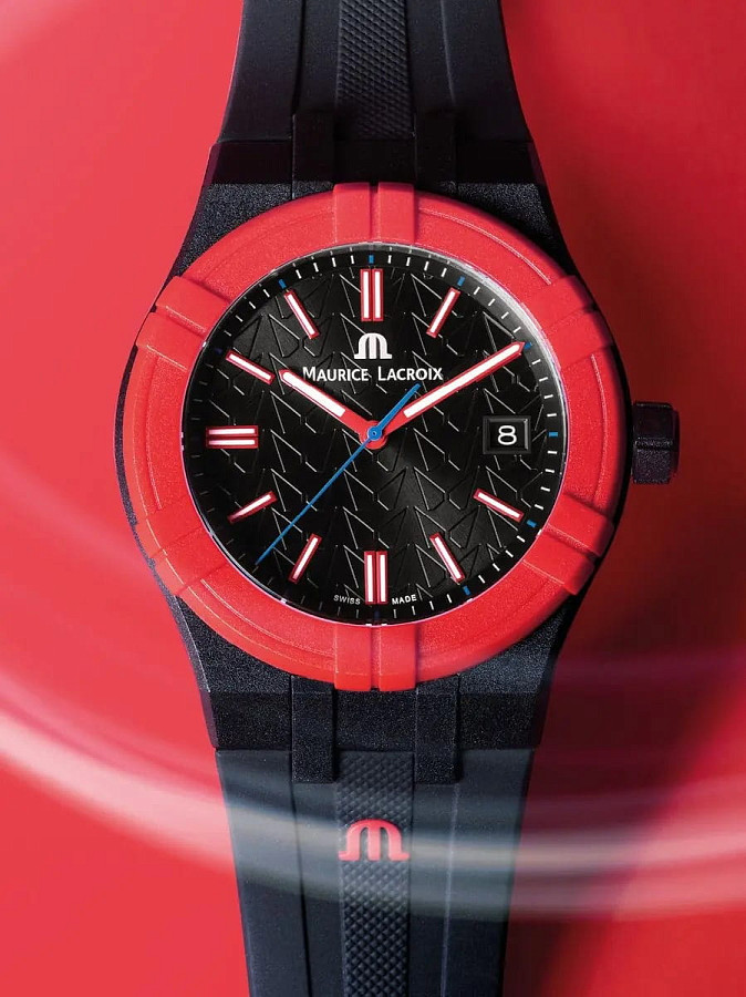 Часы Maurice Lacroix Aikon Mahindra AI2008-04000-400-J — кварцевые, пластик