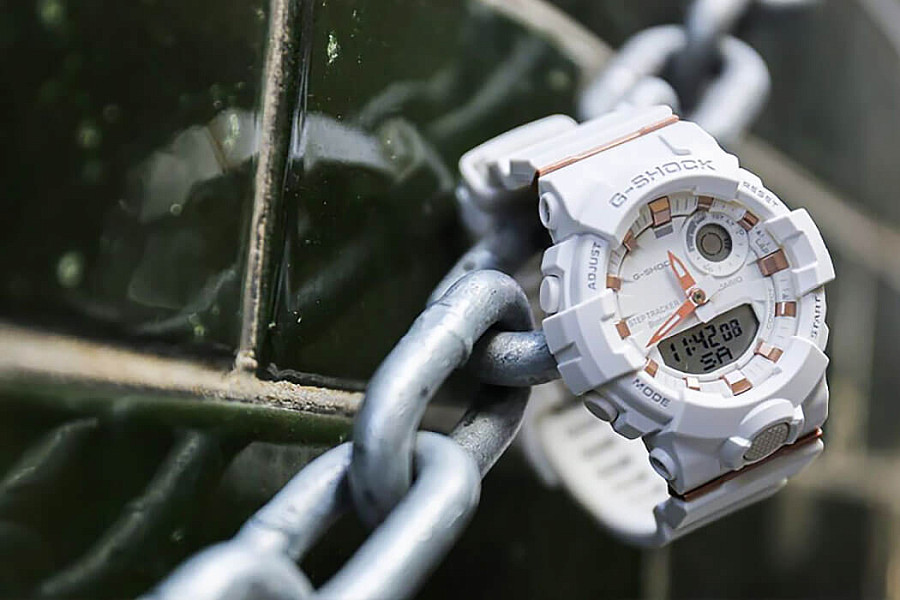 Часы Casio G-Shock GMA-B800-7A — белый, пластик